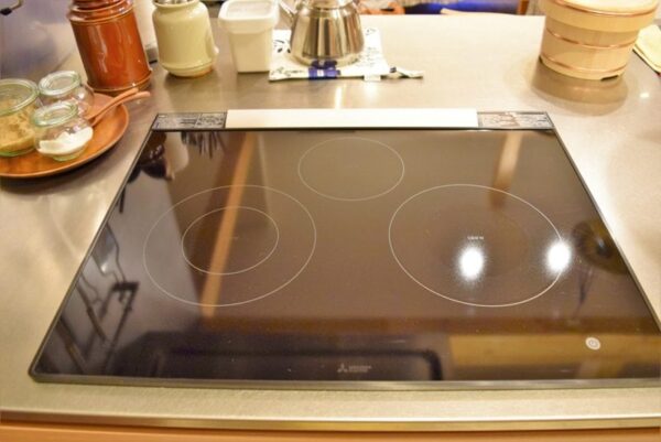 Bếp từ Mitsubishi CS-T34BFR size 65cm, 3 bếp từ - Ảnh 3