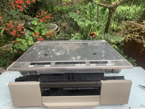 Bếp từ Panasonic KZ-G32AST size 60cm, màu bạc - Ảnh 2