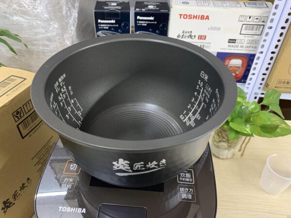 Nồi cơm Toshiba RC-18E2VX (1,8L) ruột 7mm, 15 vòng sóng Kamabota - Ảnh 6