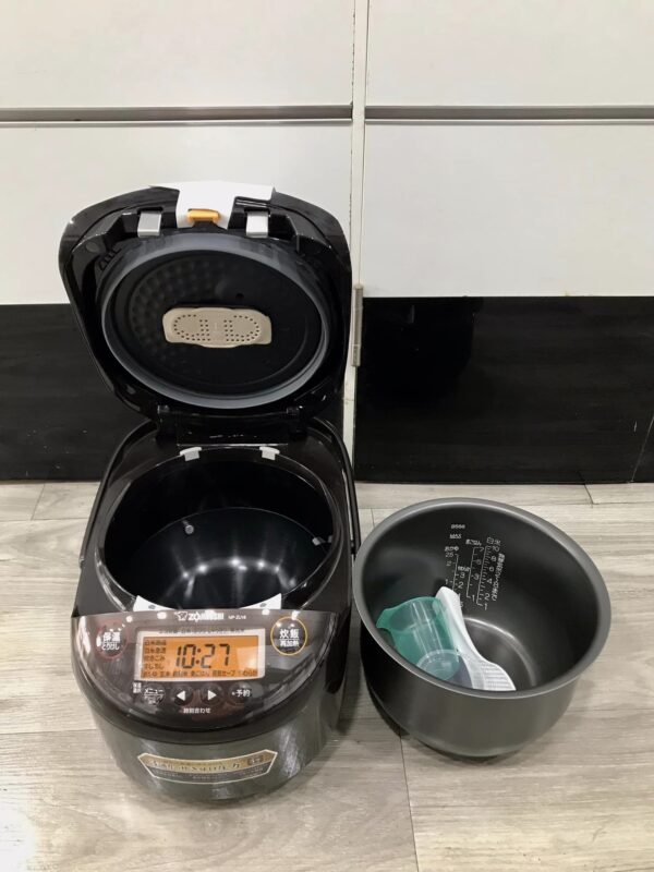 Nồi cơm điện Zojirushi NP-ZU10-TD (1L) cao tần, áp suất - Ảnh 3