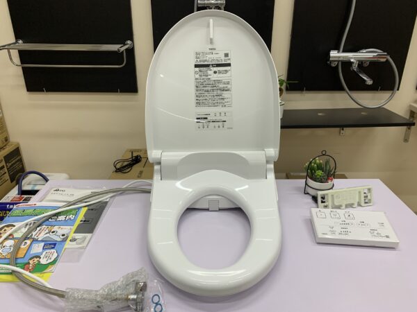 Nắp bồn cầu điện tử Toto TCF8GS34 sưởi ấm và nước nóng - Ảnh 2