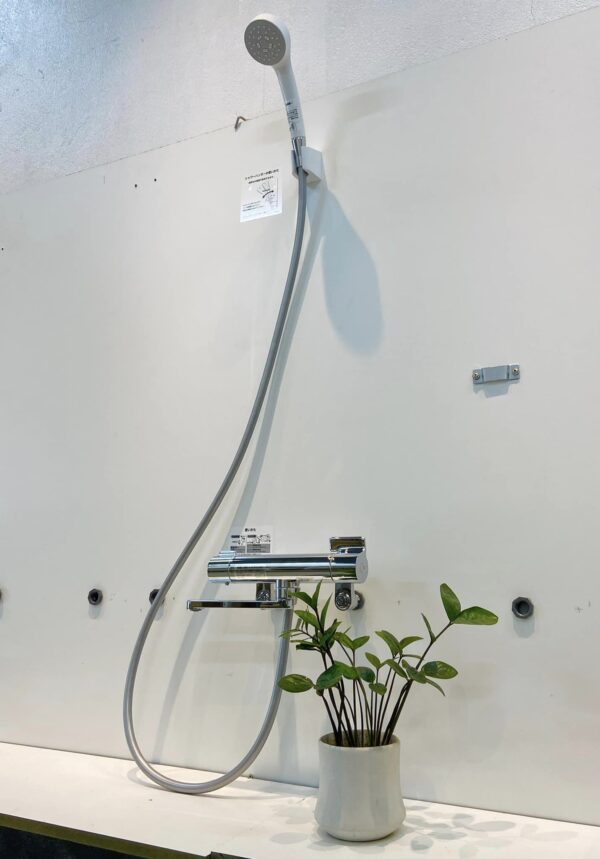 Sen tắm Toto TBV03401J kiểm soát nhiệt độ, thân bằng đồng - Ảnh 5