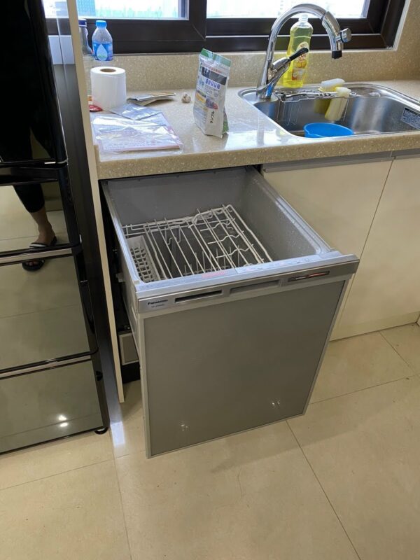 Máy rửa bát âm tủ Panasonic NP-45MD9S rửa 6 bộ, NanoeX, rửa 3D - Ảnh 4