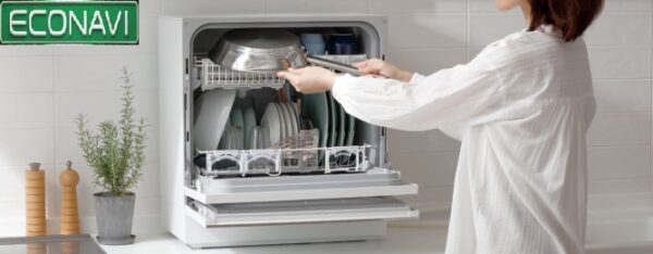 Máy rửa bát Panasonic NP-TA4 khay đựng linh hoạt, khử trùng bát đĩa - Ảnh 3